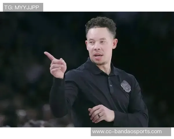 米奇约翰逊分析首场失利赛季漫长每场比赛都是学习机会 米奇约翰逊分析首场失利赛季漫长每场比赛都是学习机会