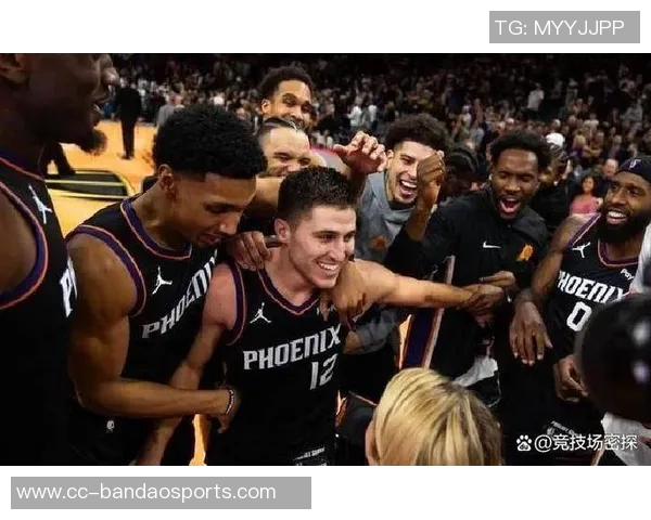 弗拉格感激加福德的支持与建议共同进步的篮球伙伴关系