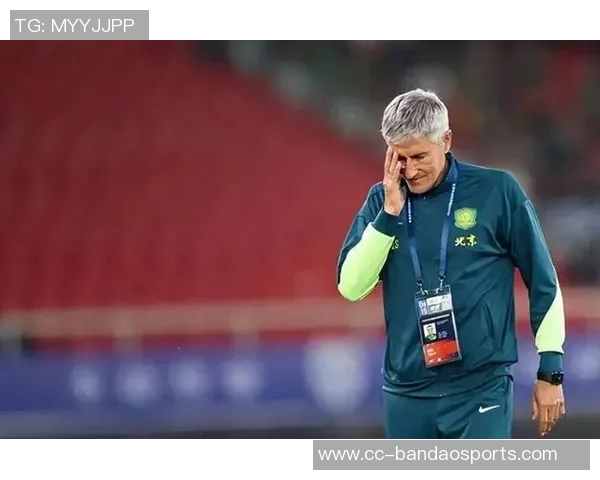 泰山中卫洛佩斯对抗表现不佳奥斯卡强势突破致失球