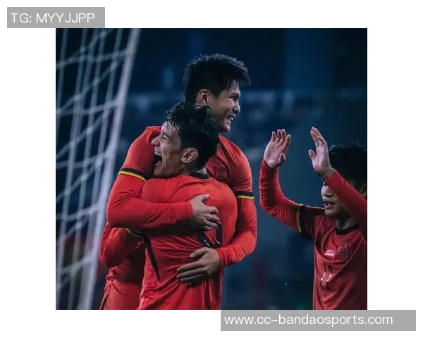 拜合拉木凭双响表现荣膺熊猫杯最佳球员助力中国U22战胜韩国